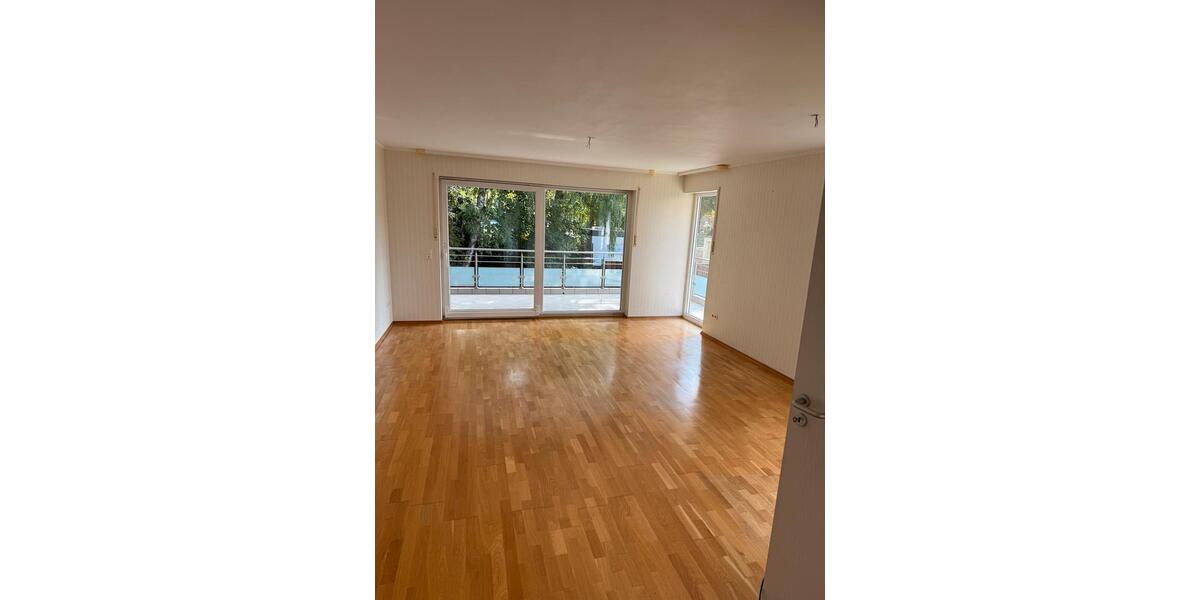 Etagenwohnung Mönchengladbach Süd - 2 Zimmer, 73 m&sup2;, 179.000&euro; | Angebot:27492398