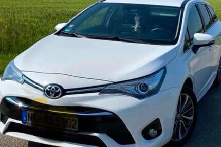Toyota Avensis 112.233 km 11.500 &euro; Neuss, Stadt 41472
