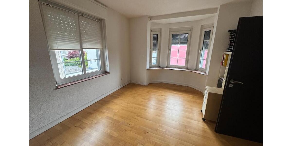 Einfamilienhaus Krefeld Benrad - 8 Zimmer, 173 m&sup2;, 459.000&euro; | Angebot:26907613
