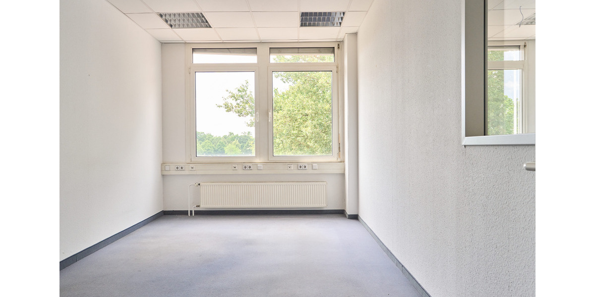 Gewerbeobjekt Düsseldorf Stadtbezirk 6 - 12&euro; | Angebot:25656341