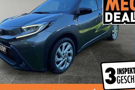Toyota Aygo X 21.413 km 12.890 &euro; Düsseldorf 40233