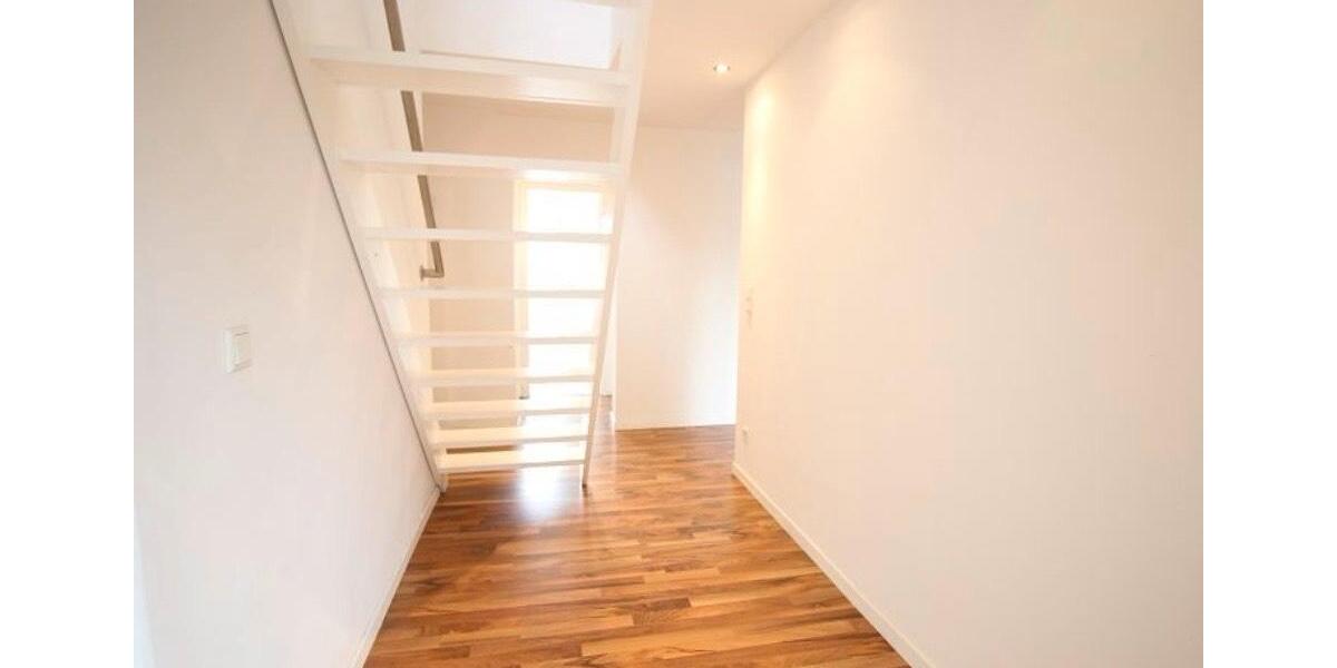 Maisonettenwohnung Krefeld Cracau - 4 Zimmer, 123 m&sup2;, 300.000&euro; | Angebot:27453454