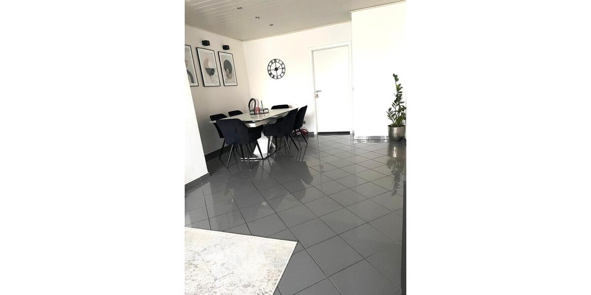 Etagenwohnung Grevenbroich - 3 Zimmer, 77 m&sup2;, 225.000&euro; | Angebot:27435075