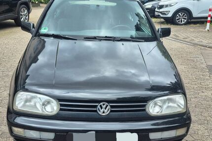 VW Golf 205.000 km 4.500 &euro; Düsseldorf 40231
