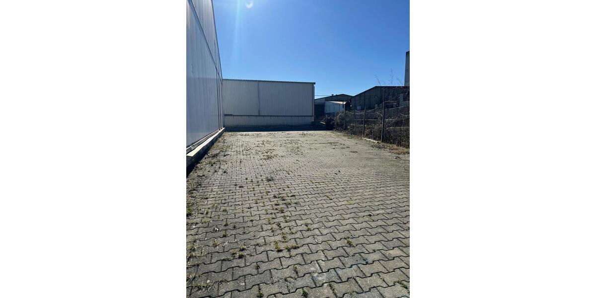 Gewerbeobjekt Düsseldorf Stadtbezirk 3 - 2&euro; | Angebot:25407990