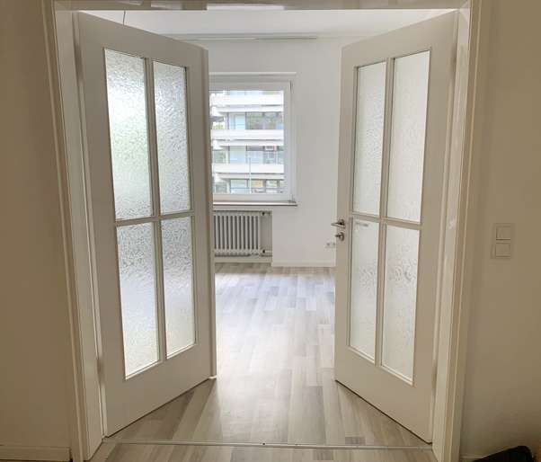 Etagenwohnung Düsseldorf Stadtbezirk 5 - 2 Zimmer, 82 m&sup2;, 1.070&euro; | Angebot:27442024