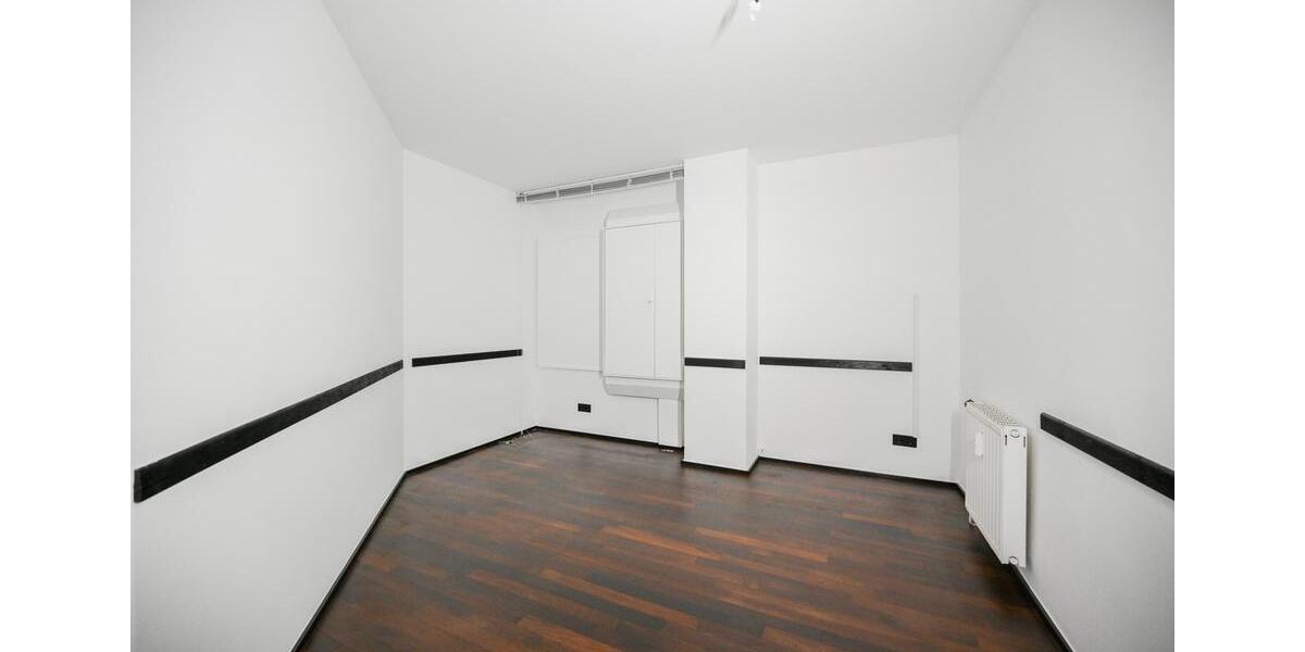 Gewerbeobjekt Düsseldorf Stadtmitte - 3.875&euro; | Angebot:24585403