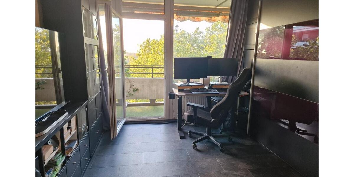 Etagenwohnung Düsseldorf Lörick - 3 Zimmer, 75 m&sup2;, 299.000&euro; | Angebot:27496198