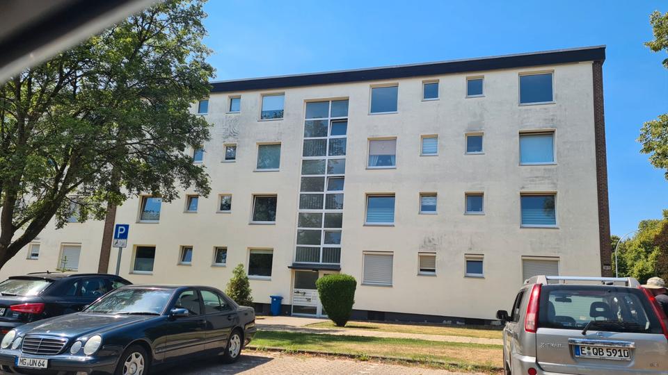 Etagenwohnung Mönchengladbach Süd - 4 Zimmer, 81 m&sup2;, 210.000&euro; | Angebot:27197356