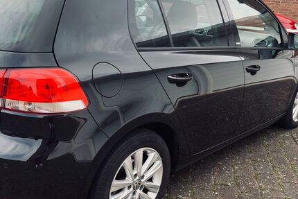 VW Golf 200.460 km 3.150 &euro; Düsseldorf 40549