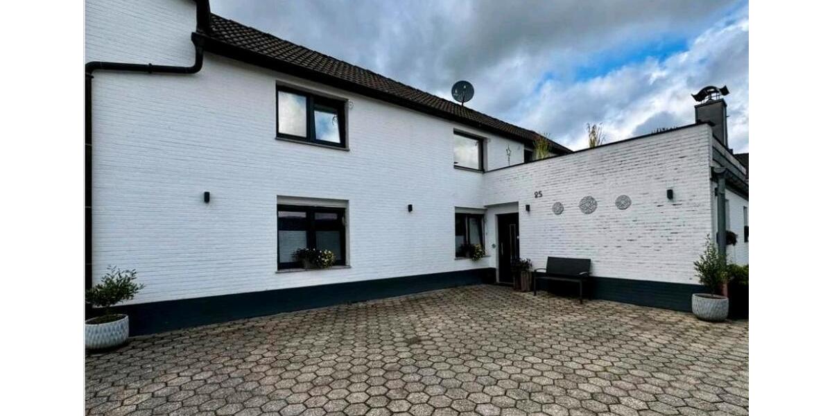 Reihenhaus Erkelenz - 4 Zimmer, 127 m&sup2;, 170.000&euro; | Angebot:27425798