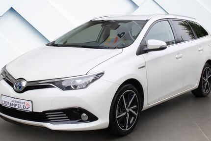 Toyota Auris Touring Sports 103.854 km 14.990 &euro; Düsseldorf 40231