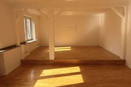 Wohnung Düsseldorf Altstadt - 4 Zimmer, 138 m&sup2;, 2.300&euro; | Angebot:27212629