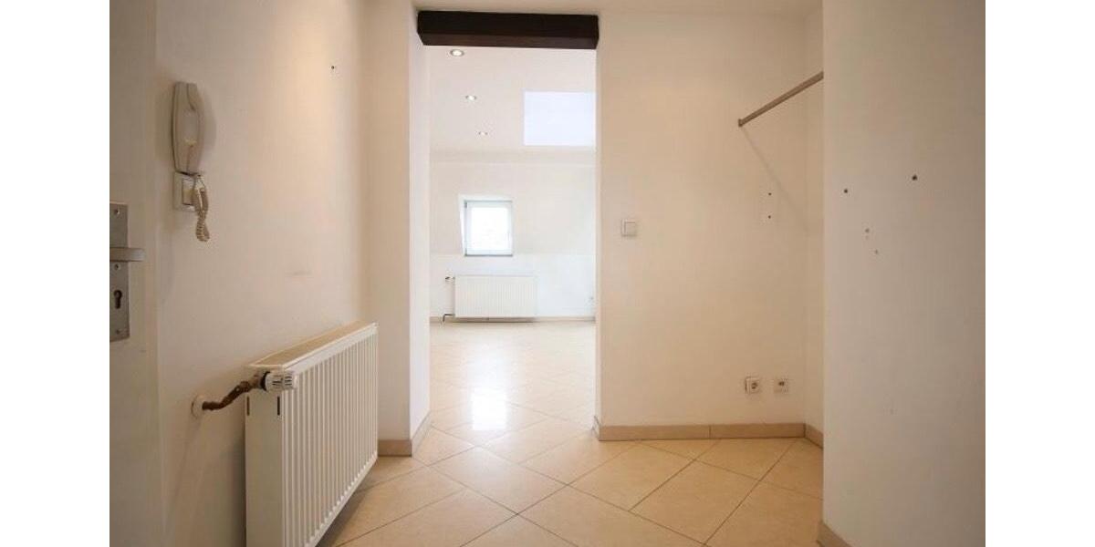 Maisonettenwohnung Krefeld Cracau - 4 Zimmer, 123 m&sup2;, 300.000&euro; | Angebot:27453454