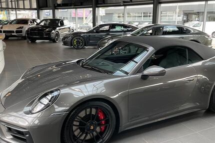 Porsche 992 4.900 km 164.950 &euro; Meerbusch 40667
