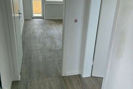 Wohnung Neuss Vogelsang - 3 Zimmer, 68 m&sup2;, 489&euro; | Angebot:27463245