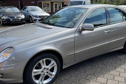 Mercedes-Benz E 280 223.000 km 8.499 &euro; Neuss 41462