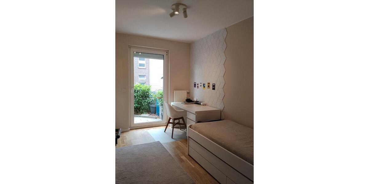 Erdgeschoßwohnung Mönchengladbach Nord - 2 Zimmer, 84 m&sup2;, 269.000&euro; | Angebot:27248883