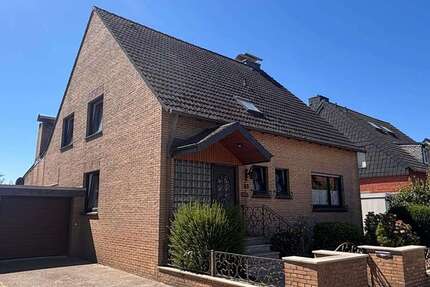 Haus Willich - 6 Zimmer, 174 m&sup2;, 449.000&euro; | Angebot:27323664