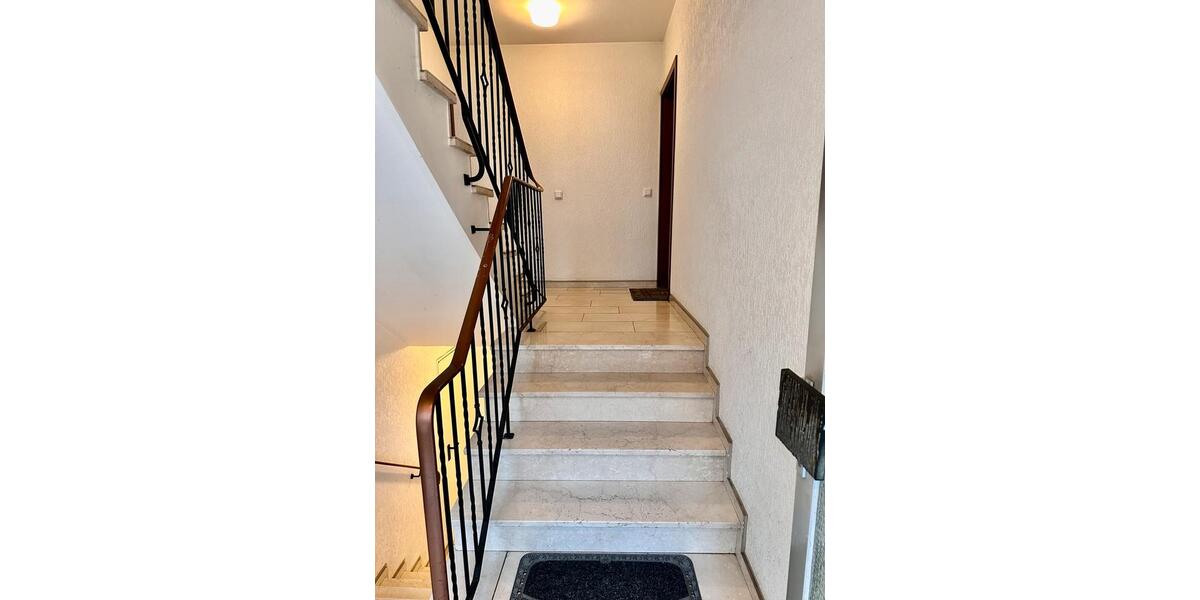 Etagenwohnung Düsseldorf Stadtbezirk 9 - 3 Zimmer, 85 m&sup2;, 183.500&euro; | Angebot:27406449