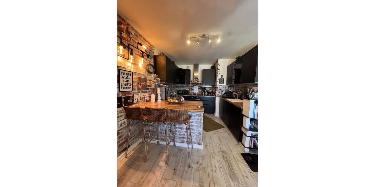 Etagenwohnung Krefeld Uerdingen - 3 Zimmer, 82 m&sup2;, 265.000&euro; | Angebot:26139460