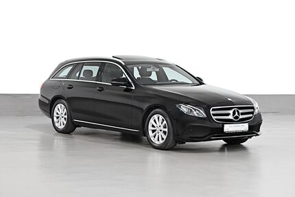 Mercedes-Benz E 220 74.145 km 23.990 &euro; Düsseldorf 40597