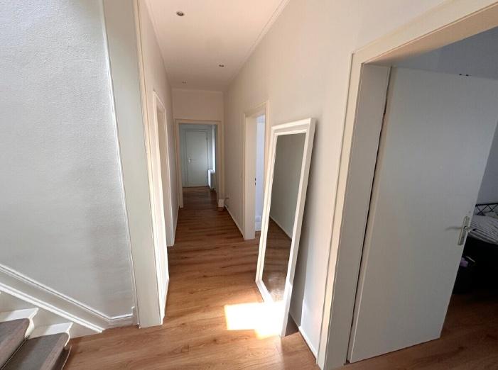 Bauernhaus, Landhaus Wegberg - 7 Zimmer, 240 m&sup2;, 785.000&euro; | Angebot:26492004