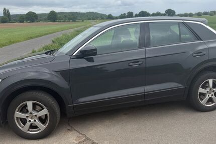 VW T-Roc 73.000 km 13.400 &euro; Neukirchen- Vluyn 47506