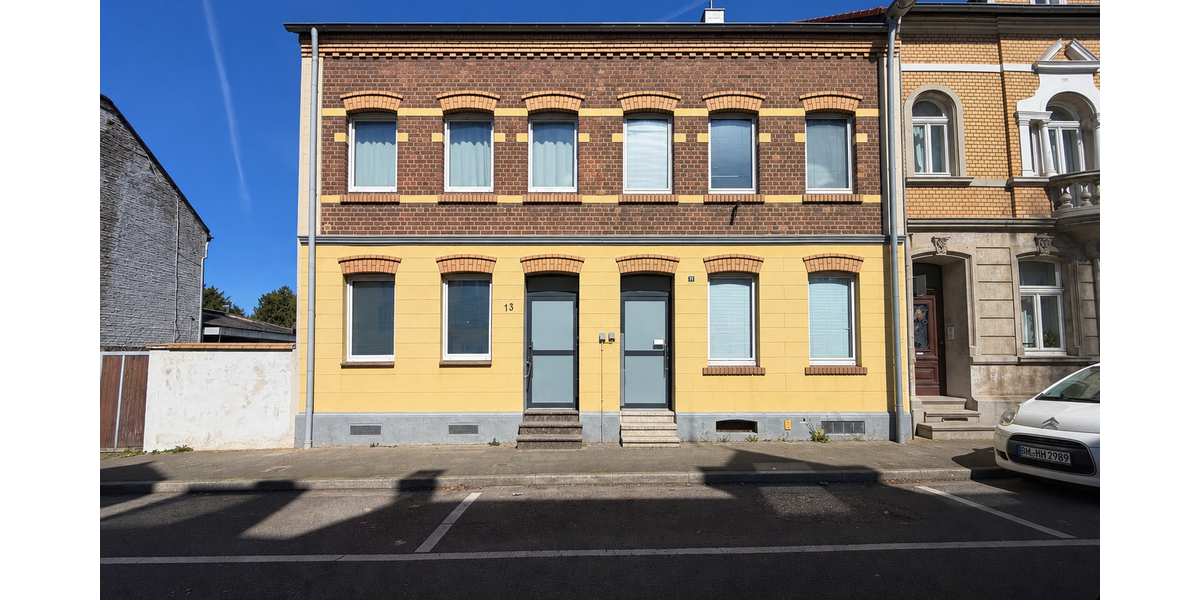 Wohnportfolio mit Entwicklungspotenzial: 2 vermietete MFH + genehmigtes Neubauprojekt - Mehrfamilienhaus, Wohnhaus Bedburg | Angebot:27452237
