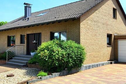 Haus Bedburg - 3 Zimmer, 108 m&sup2;, 420.000&euro; | Angebot:26800153