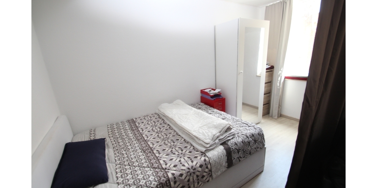 Wohnportfolio mit Entwicklungspotenzial: 2 vermietete MFH + genehmigtes Neubauprojekt - Mehrfamilienhaus, Wohnhaus Bedburg | Angebot:27452237