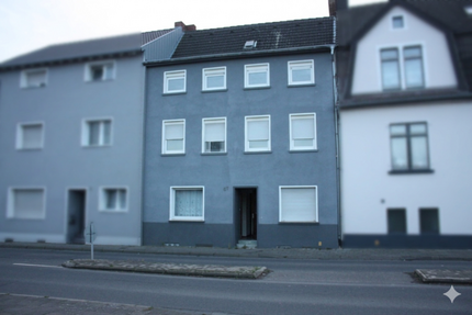 Haus Bedburg Blerichen - 10 Zimmer, 176 m&sup2;, 398.000&euro; | Angebot:27341487