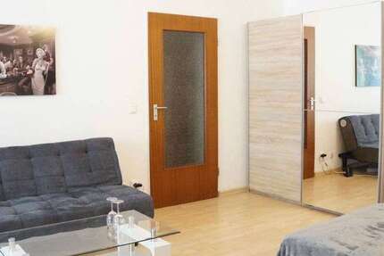 Zimmer Düsseldorf Düsseltal - 1 Zimmer, 1.250&euro; | Angebot:26986821