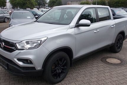 SsangYong MUSSO 58.991 km 18.900 &euro; Willich 47877