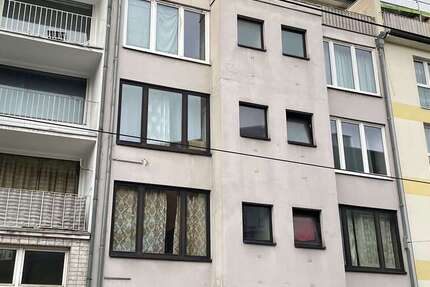 Haus Düsseldorf Stadtmitte - 28 Zimmer, 585 m&sup2;, 1.750.000&euro; | Angebot:27408426