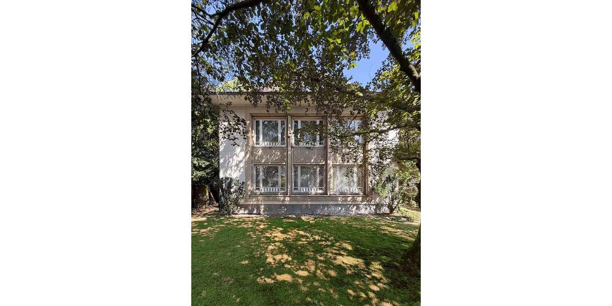 Einfamilienhaus Düsseldorf Stadtbezirk 5 - 14 Zimmer, 548 m&sup2;, 1.395.000&euro; | Angebot:27231905