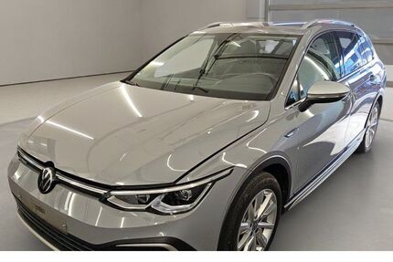 VW Golf 77.218 km 27.380 &euro; Krefeld 47805