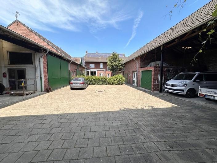 Bauernhaus, Landhaus Wegberg - 7 Zimmer, 240 m&sup2;, 785.000&euro; | Angebot:26492004