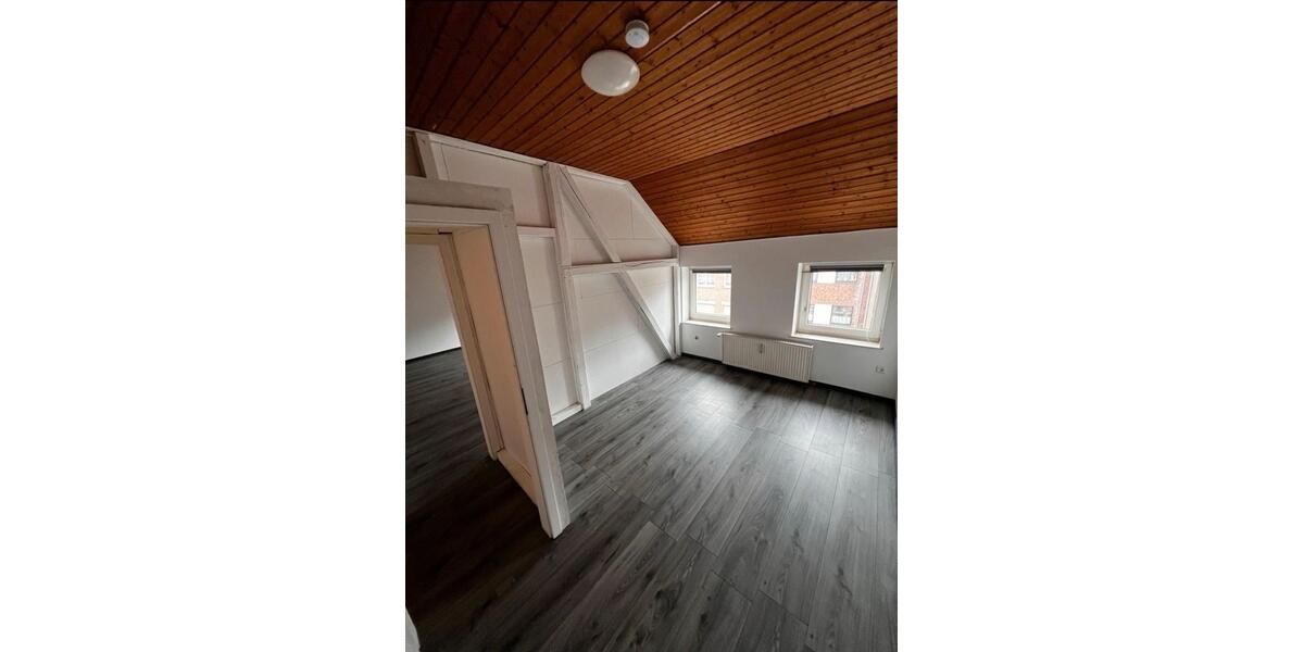 Mehrfamilienhaus, Wohnhaus Mönchengladbach Süd - 6 Zimmer, 200 m&sup2;, 299.000&euro; | Angebot:27426560