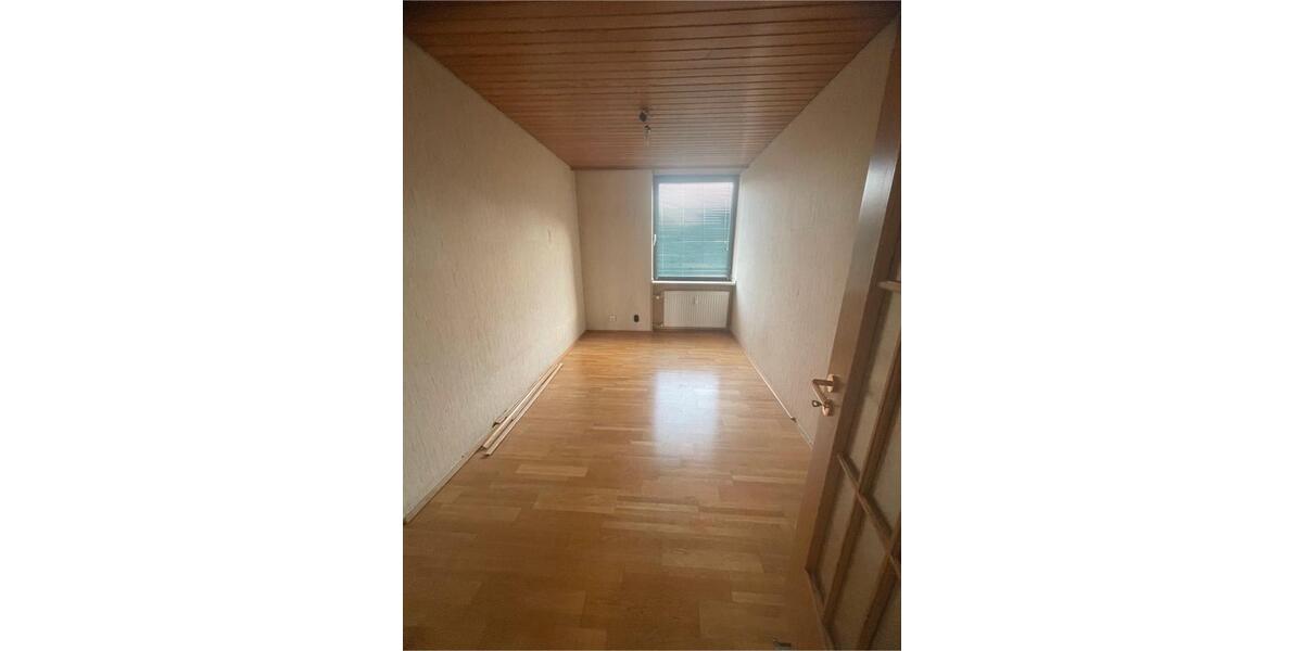 Hochparterre Düsseldorf Stadtbezirk 9 - 3.5 Zimmer, 77 m&sup2;, 207.000&euro; | Angebot:26699202