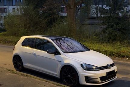 VW Andere 240.000 km 11.000 &euro; Düsseldorf 40595