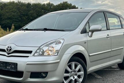 Toyota Corolla Verso 205.191 km 2.990 &euro; Neukirchen-Vluyn 47506