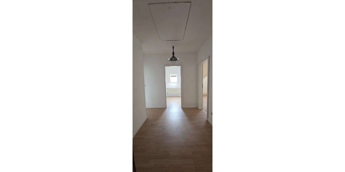 Etagenwohnung Krefeld - 1.5 Zimmer, 39 m&sup2;, 429&euro; | Angebot:27322337