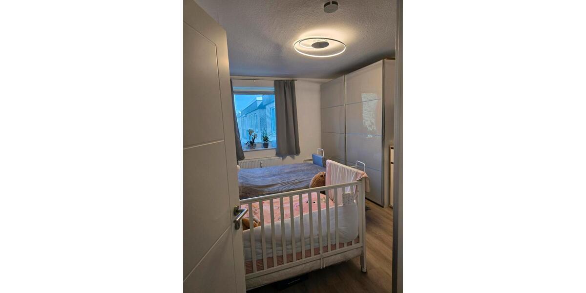 Etagenwohnung Krefeld Gartenstadt - 3 Zimmer, 84 m&sup2;, 215.000&euro; | Angebot:27178342