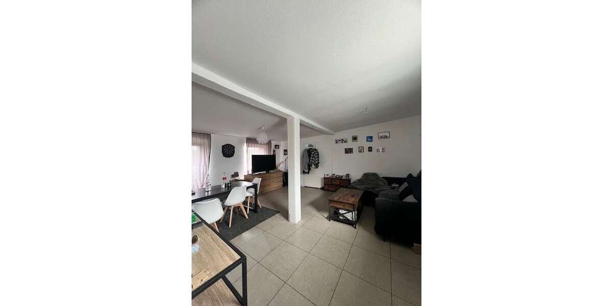 Etagenwohnung Krefeld Oppum - 4 Zimmer, 96 m&sup2;, 870&euro; | Angebot:27478125