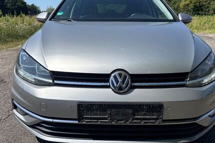 VW Golf 270.000 km 6.690 &euro; Neukirchen-Vluyn (bei Duisburg) 47506