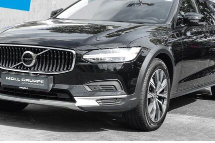 Volvo V90 Cross Country 43.064 km 41.480 &euro; Düsseldorf 40474