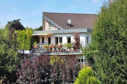 Haus Korschenbroich - 7 Zimmer, 247 m&sup2;, 825.000&euro; | Angebot:27189490