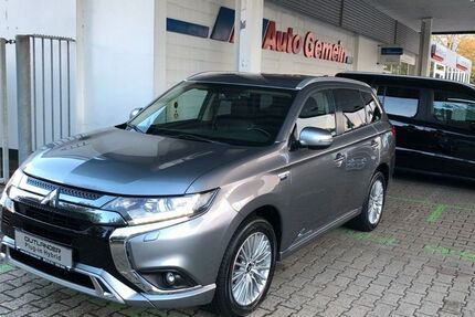 Mitsubishi Plug-in Hybrid Outlander 113.000 km 19.950 &euro; Krefeld 47807