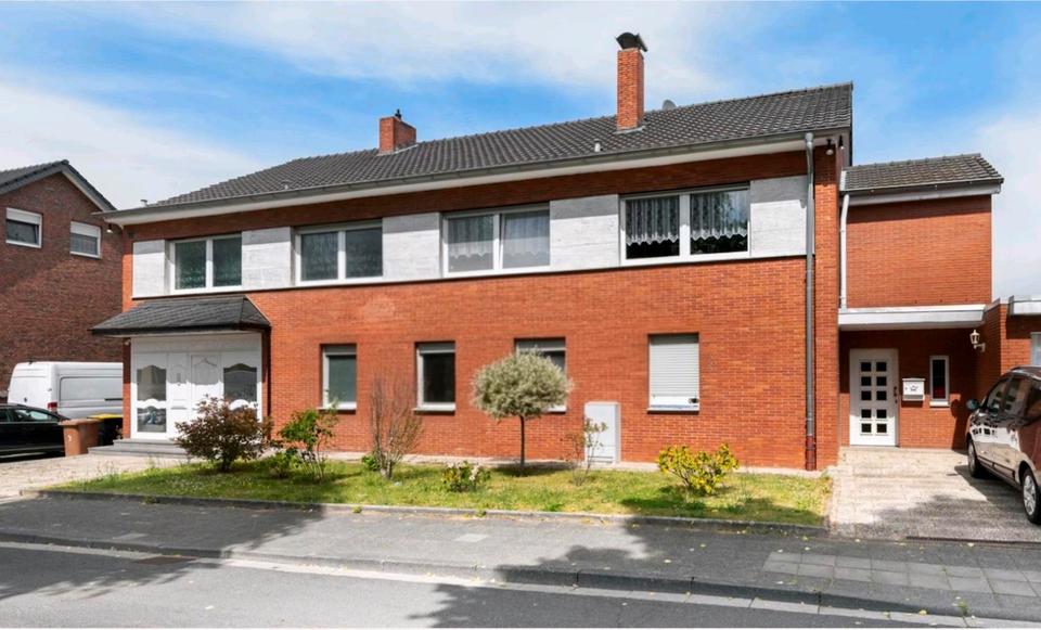 Einfamilienhaus Hückelhoven - 8 Zimmer, 325 m&sup2;, 519.000&euro; | Angebot:27301310